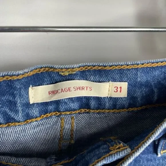 Levi’s Ribcage Shorts Blue Raw Hem Button Fly Cut Off Size 31 - Picture 3 of 8